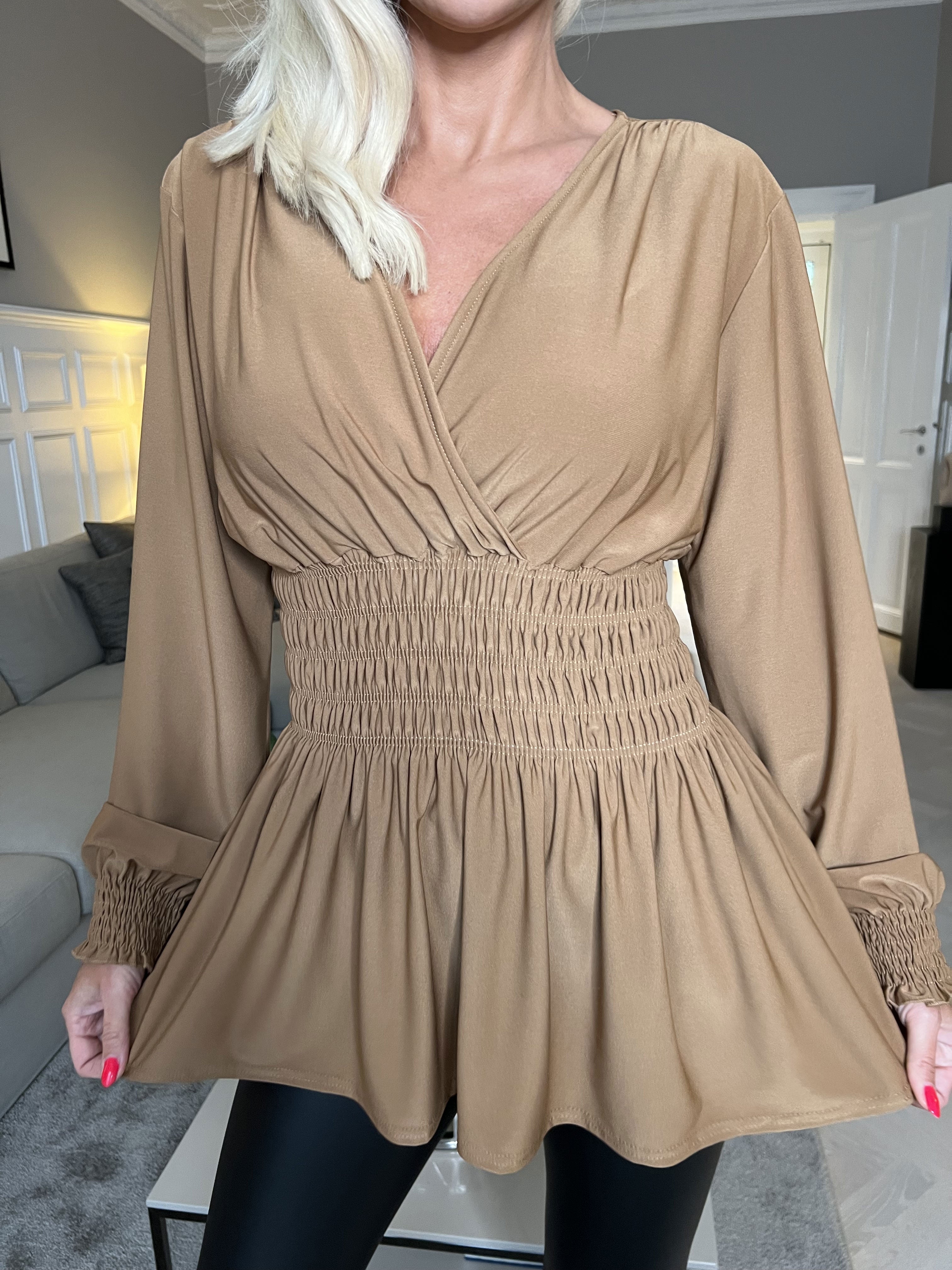 Pams Plain Shirt L/S - Bluse i elastisk stof med lange ærmer